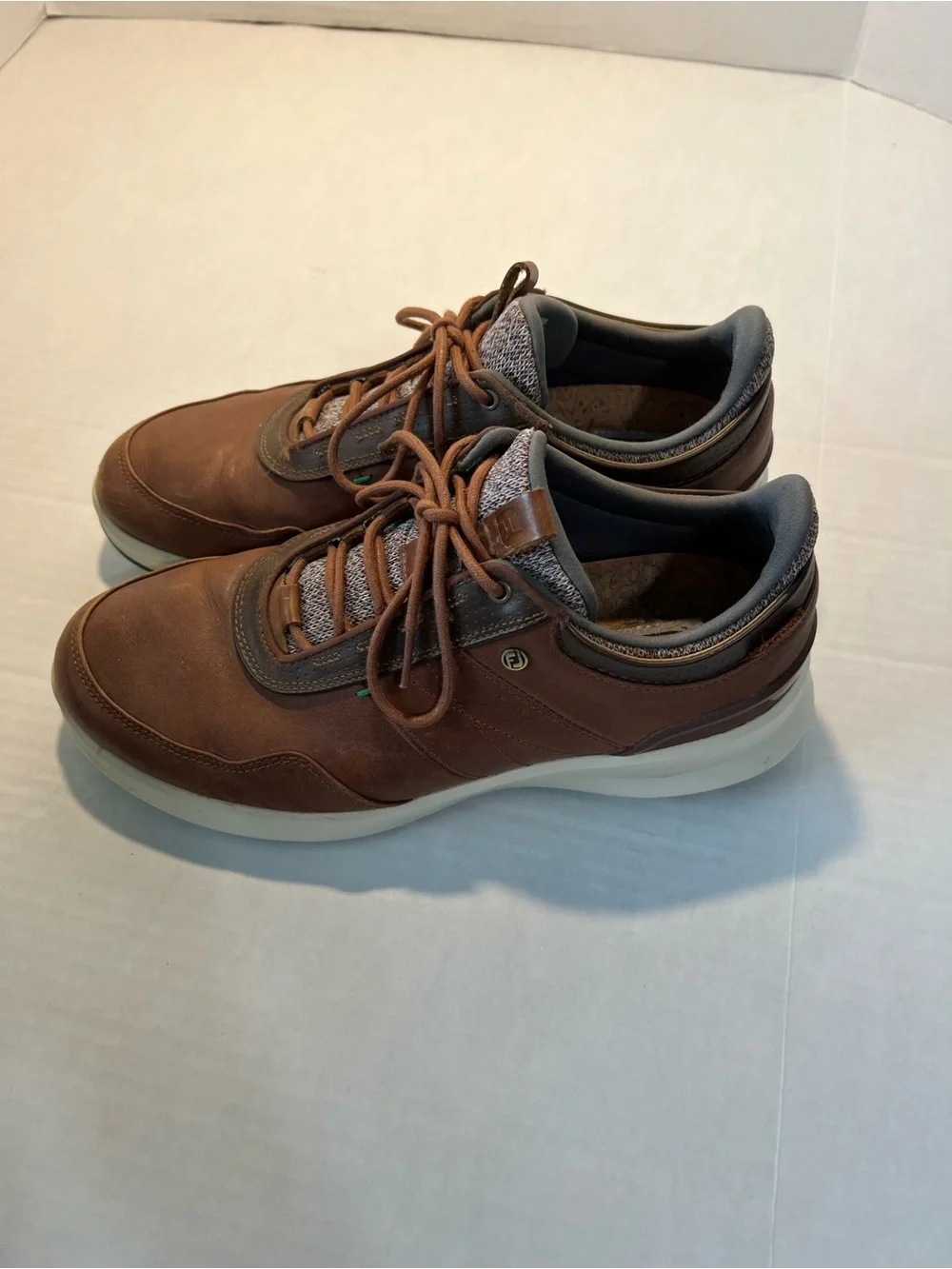 FootJoy Brown Leather Golf Shoes Mens Size 10M VersaTrax Spikeless Comfort - Picture 3 of 10